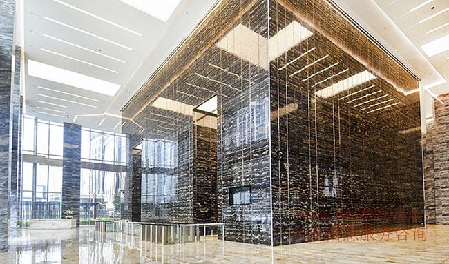 皇庭中心【皇庭中心大厦】气度匹配CEO高度 深圳福田皇庭中心【皇庭中心大厦】意大利黑金花天然石材、16.2m挑高大堂、 引进造价高昂的黑金花、印象流金等天然石材提升企业形象、每层公共区域装修用料均为天然进口石材、品质高雅、不惜工本、定制进口石材、全球高端物业的共同选择