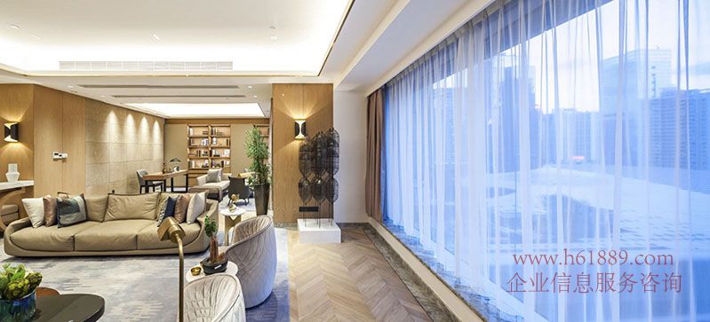 福田中心区 中心天元T7栋 样板房 客厅 超宽玻璃幕墙图片